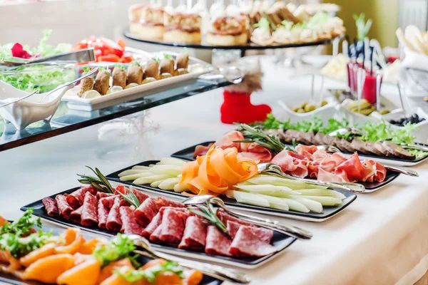 Christmas Catering Ideas for the Perfect Holiday Celebration